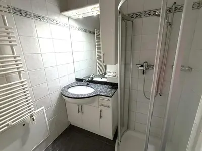Ein Badezimmer in der Unterkunft Château 01