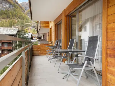Ein allgemeiner Bergblick oder ein Berglick von der Ferienwohnung aus