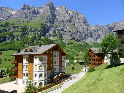 Ein allgemeiner Bergblick oder ein Berglick von der Ferienwohnung aus