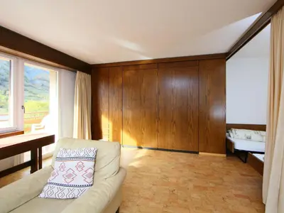 Ein Sitzbereich in der Unterkunft Apartment Ringstrasse Apt 212 by Interhome