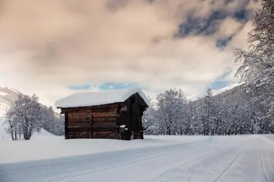 Haus Rovina im Winter