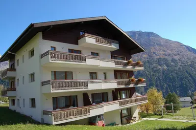 Ein allgemeiner Bergblick oder ein Berglick von der Ferienwohnung aus