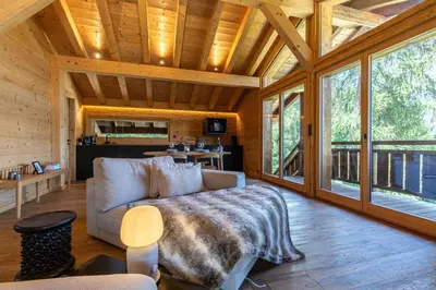 Ein Sitzbereich in der Unterkunft Base Camp COSY chalet 4 personnes