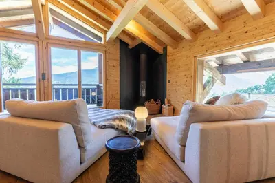 Ein Sitzbereich in der Unterkunft Base Camp COSY chalet 4 personnes