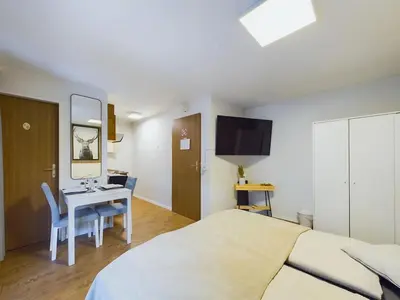 Ein Bett oder Betten in einem Zimmer der Unterkunft Relaxing Loft Haven near Zermatt - Parking Free