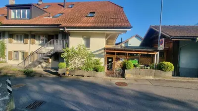 Das Gebäude in dem sich die Ferienwohnung befindet