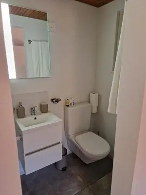 Ein Badezimmer in der Unterkunft Hotel Chalet Bellerive