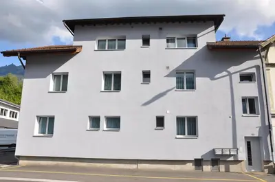 Das Gebäude in dem sich die Ferienwohnung befindet