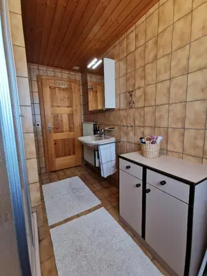 Küche/Küchenzeile in der Unterkunft CHALET HÜTTLE - authentisch, ruhig, mitten im grün