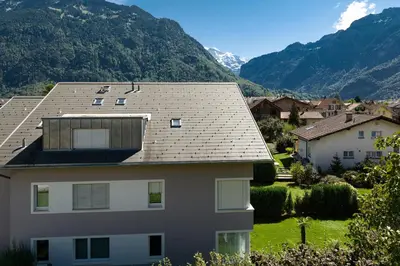 Ein allgemeiner Bergblick oder ein Berglick von der Ferienwohnung aus