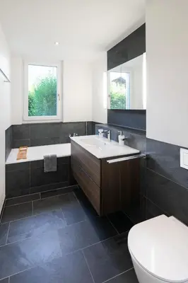 Ein Badezimmer in der Unterkunft Schöne Parterrewohnung in Matten