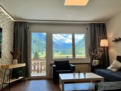 Ein allgemeiner Bergblick oder ein Berglick von der Ferienwohnung aus