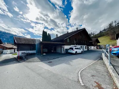 Ein allgemeiner Bergblick oder ein Berglick von der Ferienwohnung aus