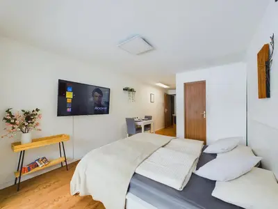Ein Bett oder Betten in einem Zimmer der Unterkunft Enjoy the View Apartment Close to Zermatt with Parking