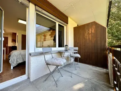 Ein Balkon oder eine Terrasse in der Unterkunft Enjoy the View Apartment Close to Zermatt with Parking