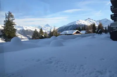 Immeuble Les Mélèzes im Winter