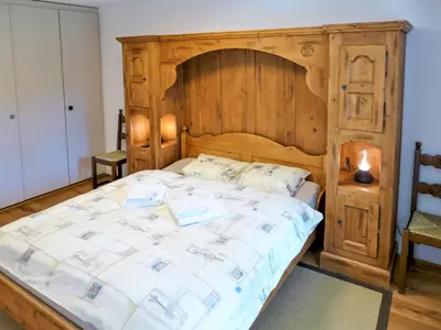Ein Bett oder Betten in einem Zimmer der Unterkunft Apartment Résidence La Fenière 03 by Interhome