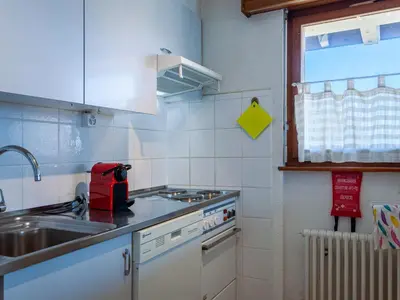 Küche/Küchenzeile in der Unterkunft Apartment Magrappé 344 by Interhome