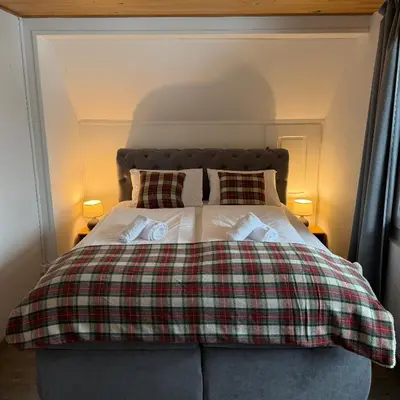 Ein Bett oder Betten in einem Zimmer der Unterkunft Waterfall View