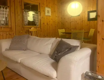 Ein Sitzbereich in der Unterkunft Chalet typique tout confort avec studio en dessous