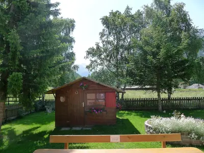 Ein Garten an der Unterkunft Apartment Amara by Interhome