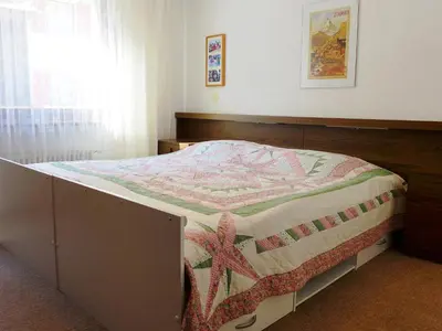 Ein Bett oder Betten in einem Zimmer der Unterkunft Apartment Imperial-5 by Interhome