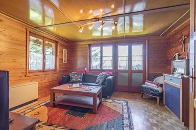 Ein Sitzbereich in der Unterkunft Chalet Leiggener