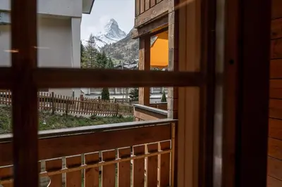Ein Balkon oder eine Terrasse in der Unterkunft Baccara Studio with Matterhorn view by Inspiring Places Zermatt