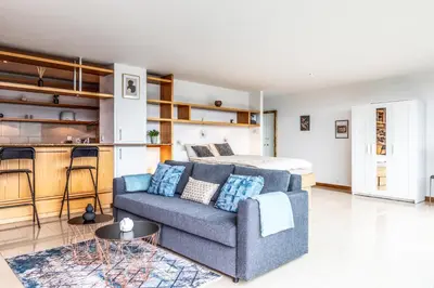 Ein Sitzbereich in der Unterkunft Loft Savièse