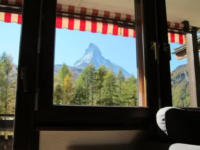 Ein allgemeiner Bergblick oder ein Berglick von der Ferienwohnung aus