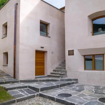 Das Gebäude in dem sich die Ferienwohnung befindet