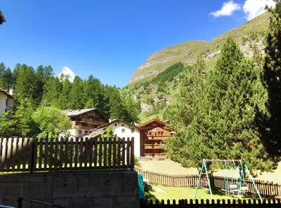 Ein allgemeiner Bergblick oder ein Berglick von der Ferienwohnung aus