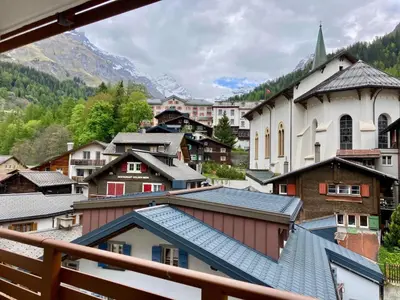 Ein allgemeiner Bergblick oder ein Berglick von der Ferienwohnung aus