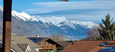 Ein allgemeiner Bergblick oder ein Berglick von der Ferienwohnung aus