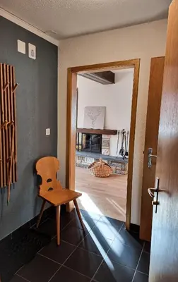 Ein Sitzbereich in der Unterkunft Ferienwohnung Bonderblick