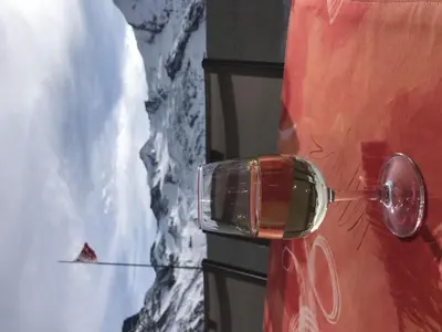 Ein allgemeiner Bergblick oder ein Berglick von der Ferienwohnung aus