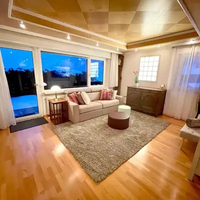 Sunny-Nest