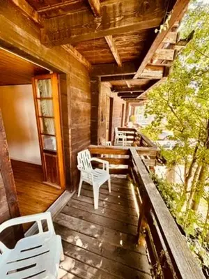 Ein Balkon oder eine Terrasse in der Unterkunft Swiss Lodge Joopi