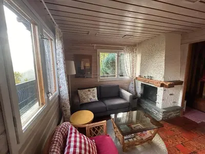 Ein Sitzbereich in der Unterkunft Porkka COSY & QUIET chalet 8 pers