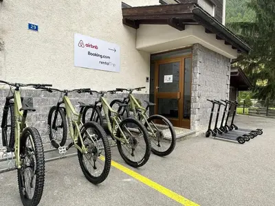 Radfahren an der Unterkunft Panorama apartment for 4 near Zermatt oder in der Nähe