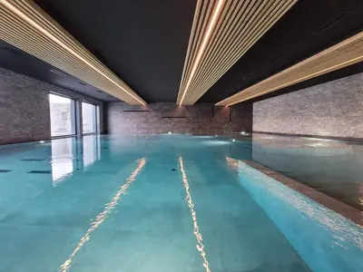 Der Swimmingpool an oder in der Nähe von Cosy studio for 4 near ski lift, CRETES B24