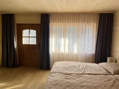 Ein Bett oder Betten in einem Zimmer der Unterkunft Studio in Chalet Kuckuk