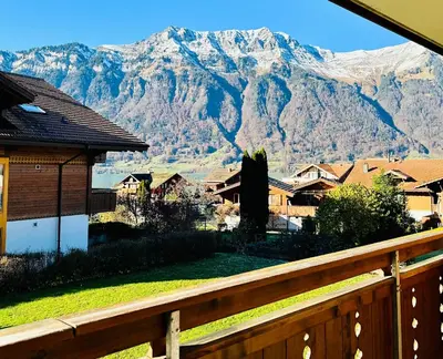 Ein allgemeiner Bergblick oder ein Berglick von der Ferienwohnung aus