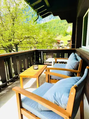 Ein Balkon oder eine Terrasse in der Unterkunft Modern designed, luxury mountain view Apartment