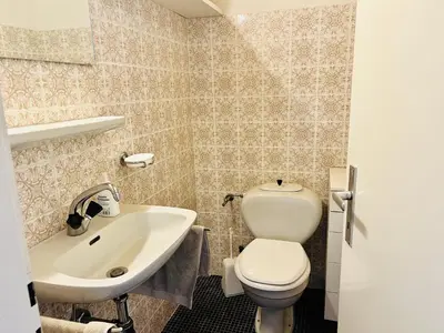 Ein Badezimmer in der Unterkunft Crans Montana spacious 80m2 apartment with stunning view & bus stop outside