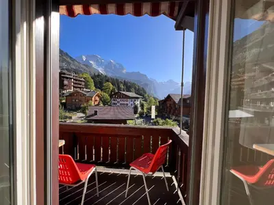 Ein allgemeiner Bergblick oder ein Berglick von der Ferienwohnung aus