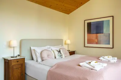 Ein Bett oder Betten in einem Zimmer der Unterkunft Kinohaus 7