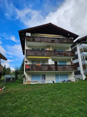 Das Gebäude in dem sich die Ferienwohnung befindet