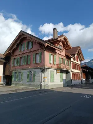 Das Gebäude in dem sich die Ferienwohnung befindet
