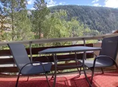 Ein allgemeiner Bergblick oder ein Berglick von der Ferienwohnung aus